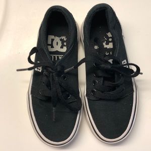 DC little kid’s sneakers size 11y